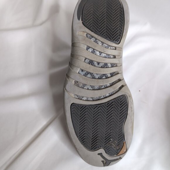 Nike Air Jordan 12 Retro Dark Grey Limited Edition 130690-005, Size 8.5 - Picture 7 of 9